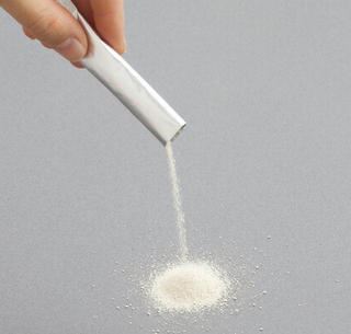 サプリメントは1回の摂取量が少ないので効率的だが容量を守る