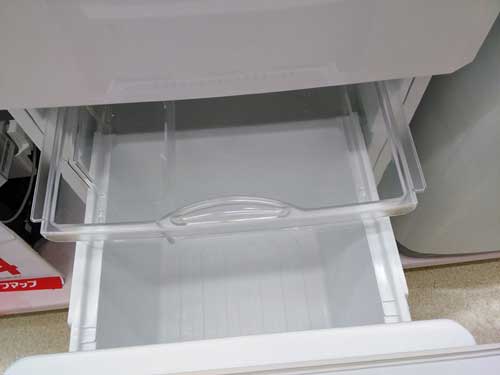 ハイアールの冷蔵庫138L　JR—NF140Kを店舗で確認！冷凍庫部分