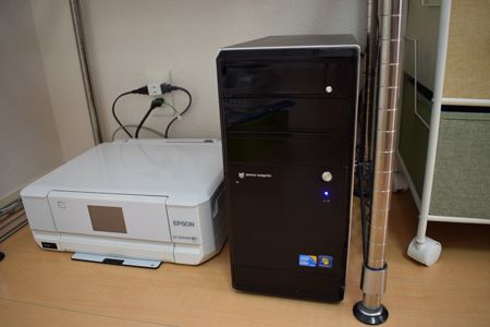 デスクトップパソコンの本体はパーツの都合上大きい