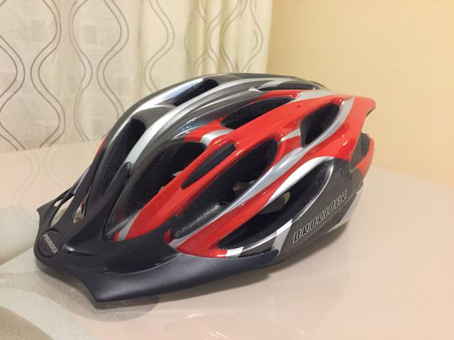 ロード用の自転車ヘルメット