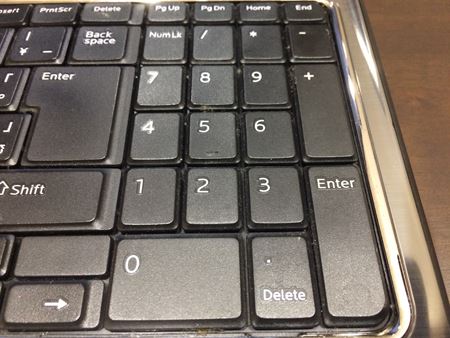 DELLのノートパソコンN5010(Inspiron 15R)テンキーがついていて使いやすい