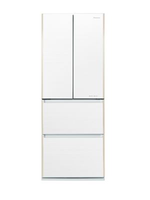 パナソニック冷蔵庫Jシリーズは大型冷蔵庫でありながら、6ドアから4ドアにデザイン変更されたシンプルで使いやすい冷蔵庫