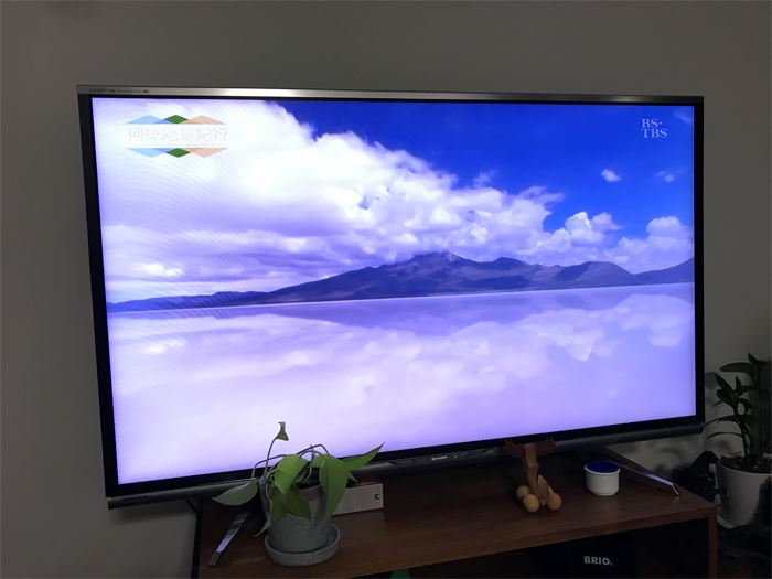 我が家の液晶テレビ、アクオスの52型LC-52XL10の美しい大画面画像