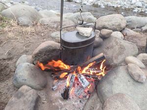 飯ごうで炊くご飯は美味しい。その理由は蒸気レスだから